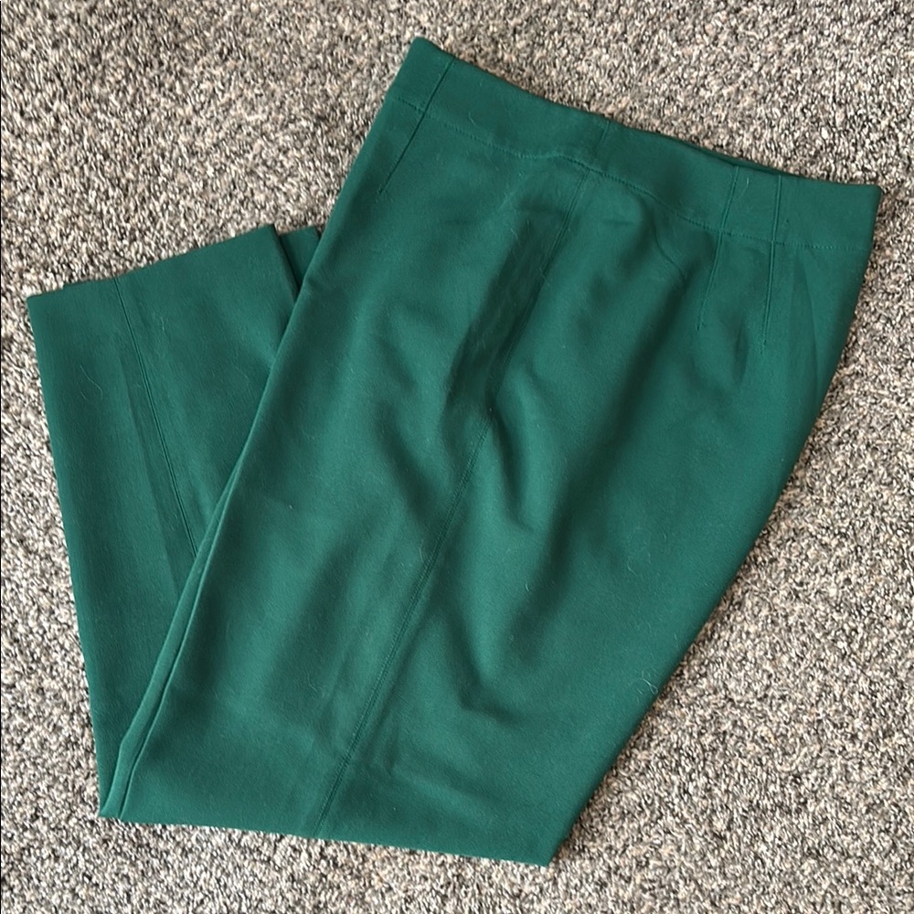 Ann Taylor Grass Green/Kelly/Emerald  Green high rise waist Crepe Ankle Pant